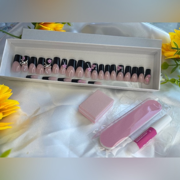 Chic Black French Tip Press-On Nails with Floral and Bow Accents - Picture 3 of 3